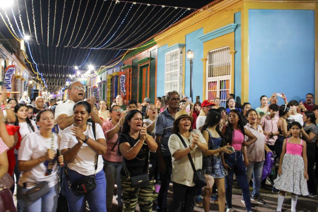 Noche de Retreta en la Calle Carabobo