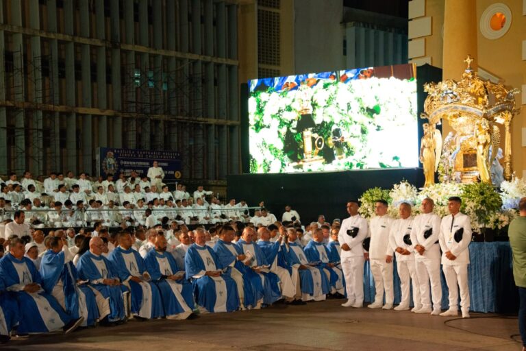 Maracaibo enalteció a la Virgen de Chiquinquirá