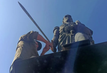 Estatua de Simón Bolívar en Lagunillas ya tiene su espada