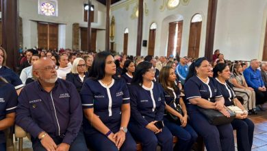 Zulia enaltece la labor docente con actos solemnes por el Día del Maestro