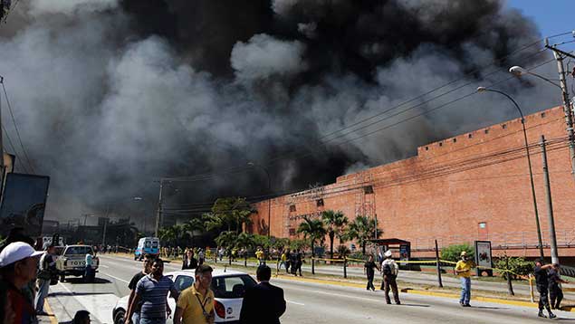 Centro-Comercial-El-Salvador-635