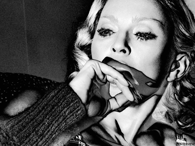 MADONNA-SOBRE-50-SOMBRAS-C