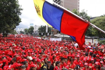 Marcha-chavista-600x400-425x283