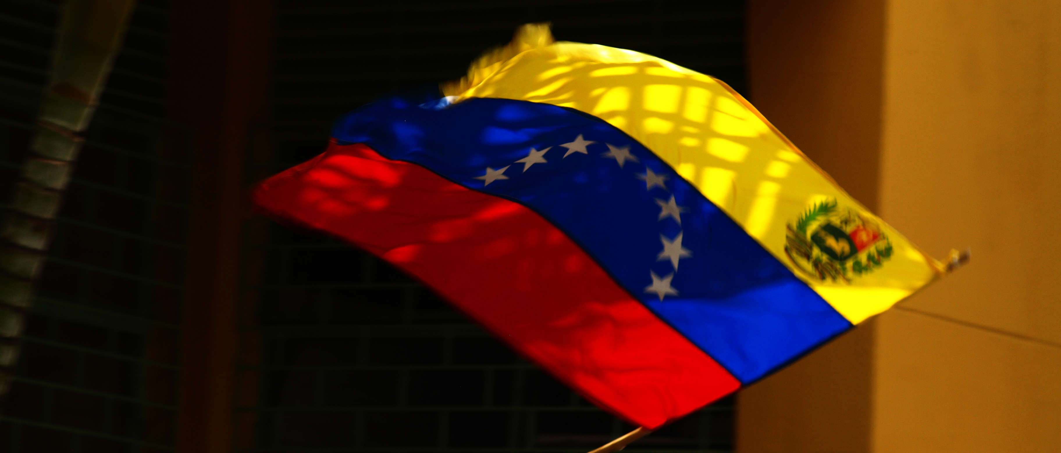 Bandera_de_Venezuela_en_movimiento
