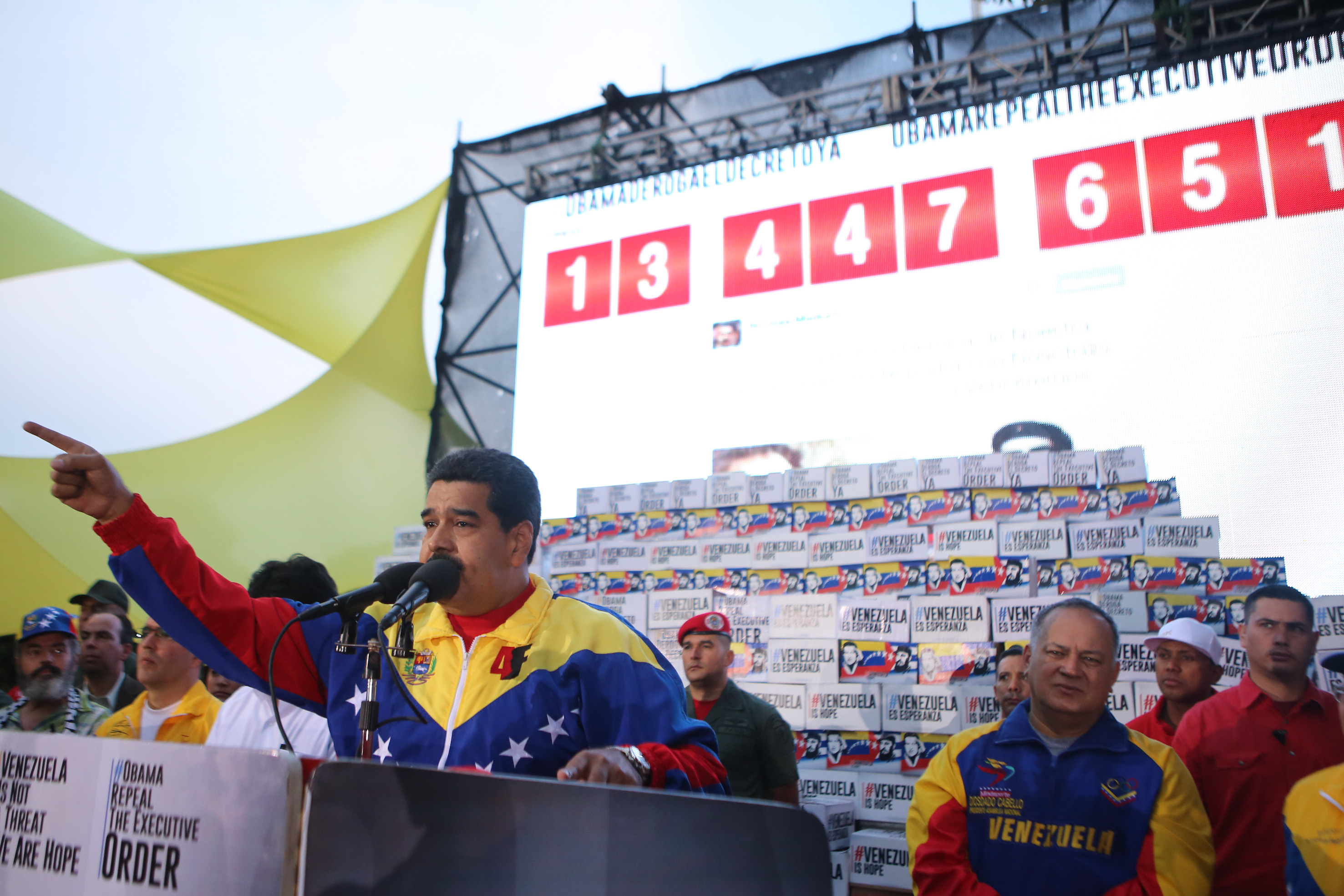 Maduro Firmas 20_IMG_9997_P