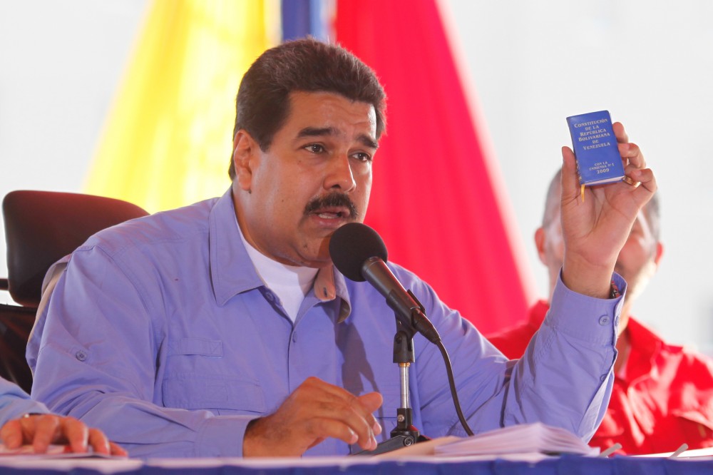 Entrega_viviendas_en_Ciudad_Socialista_Hugo_Chavez-1000x666