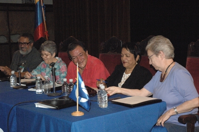 Encuentro con educadores Vice Humberto Gonzalez 02-11-15BG (2)