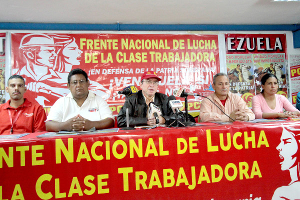 RUEDA-DEPRENSA-DEL-FRENTE-DE-TRABAJADORES
