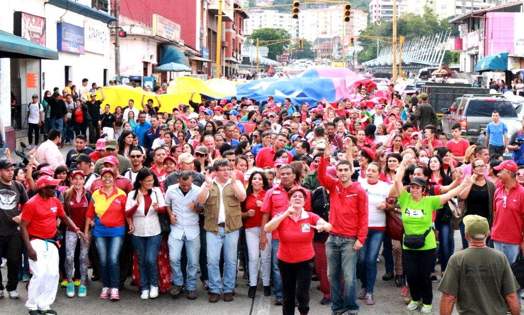 1 - Miles se movilizaron en recuerdo de Hugo Chávez