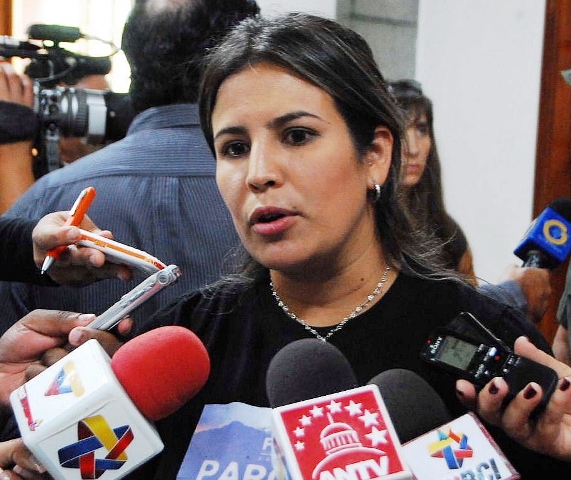 Maria-Alejandra-Castillo