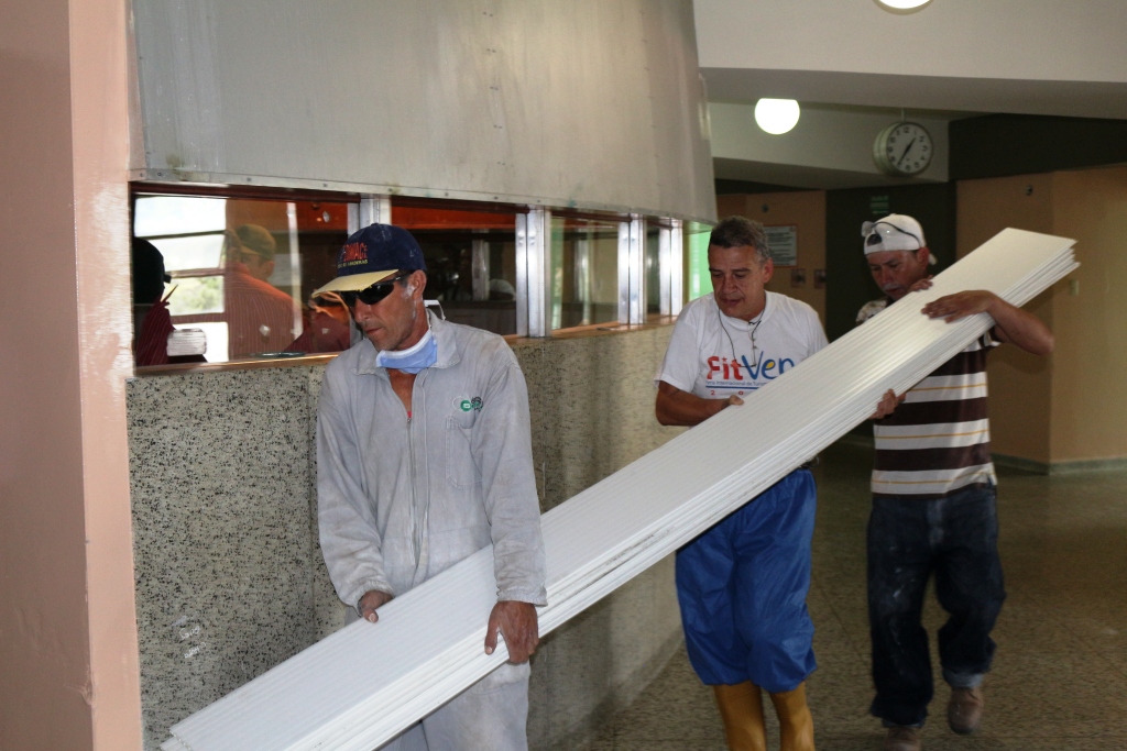 3- Trabajadores en Plena Faena