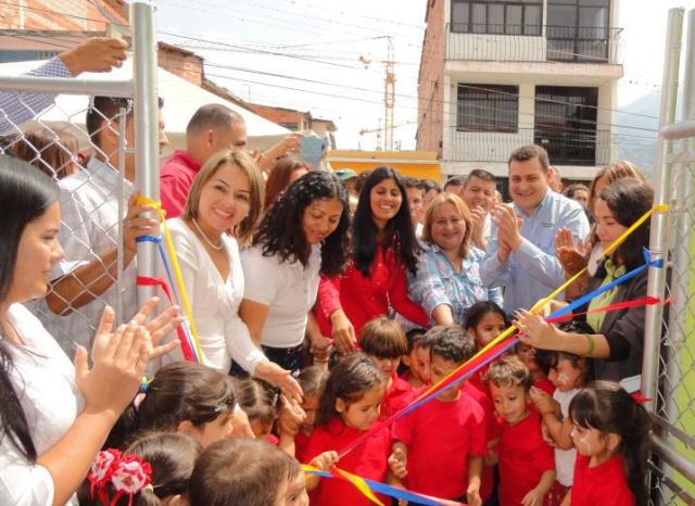 Inauguración del Simoncito Las Ranitas - con el Gobernador Alexis Ramírez