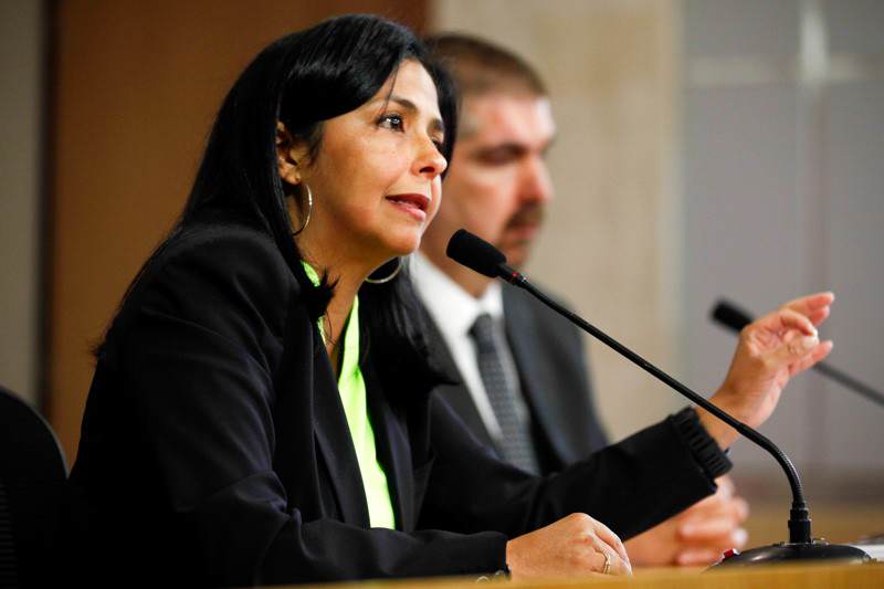 wpid-bota-veneno-delcy-rodriguez-pide-silencio-a-roberta-jacobson-por-opinion-sobre-machado
