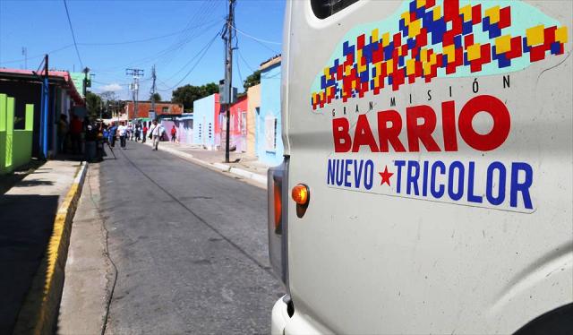 Barrio-Tricolor