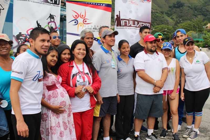 Foto 2 Durante la actividad deportiva estuvieron presentes representantes de diversas instituciones gubernamentales