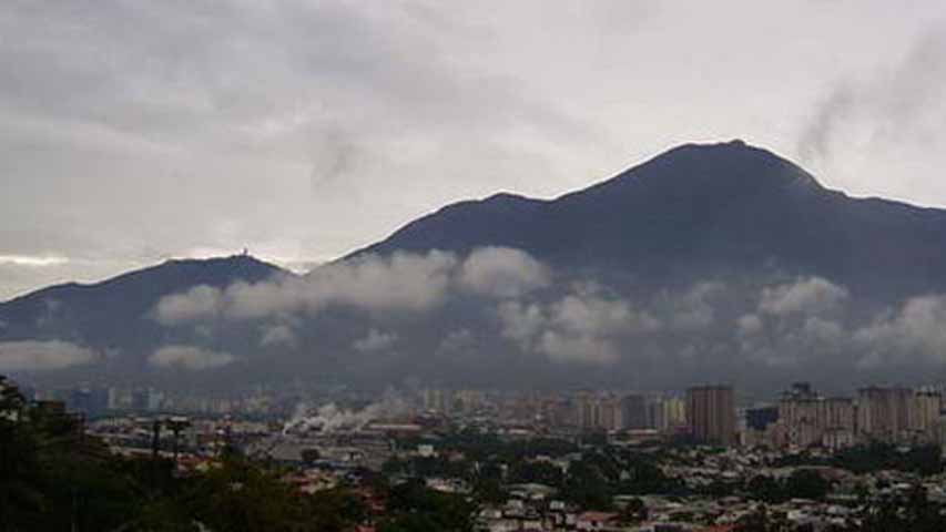 CARACAS-NUBLADA-PHOTOSHOP-1