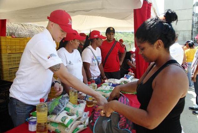 francisco-velasquez-Miranda--Gobierno-Bolivariano-junto-a-los-CLAP-avanzan-en-el-Sistema-Popular-de-Distribuci-n-de-Alimentos-en-Valles-del-Tuy