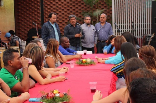 Foto-2-El-presidente-del-Fomdes-Luis-Martínez-compartió-con-los-presentes