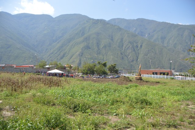 Terreno para la construcción del ontológico