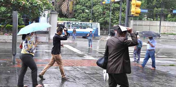 Inameh-prevé-inicio-de-semana-con-lloviznas-y-lluvias-de-variable-intensidad-en-el-país-678x336