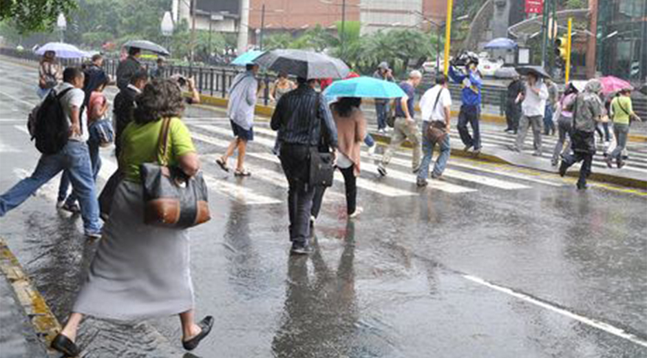 Lluvia-Caracas-Jose-Pacheco_NACIMA20130527_0004_19