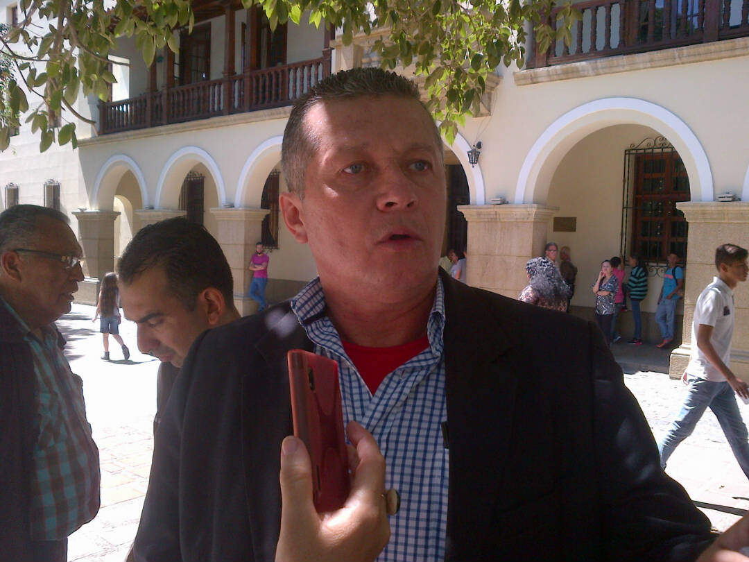 LUIS-PINO