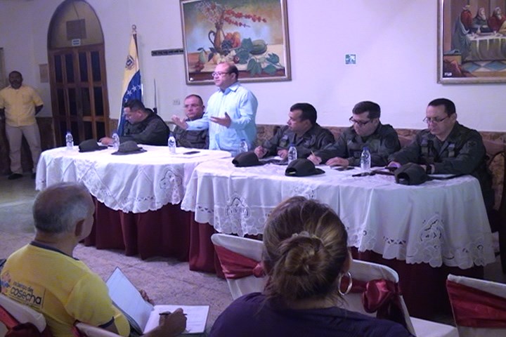 COLON 2 (2)