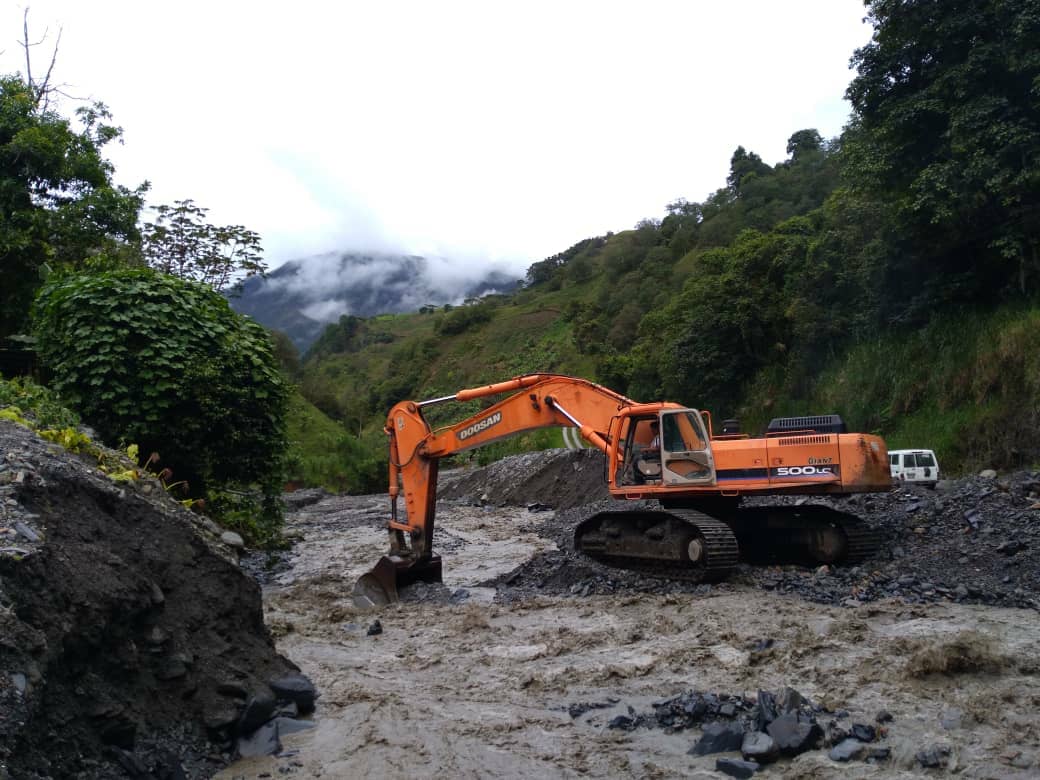 Arreglo del caudal del rio en Canagua