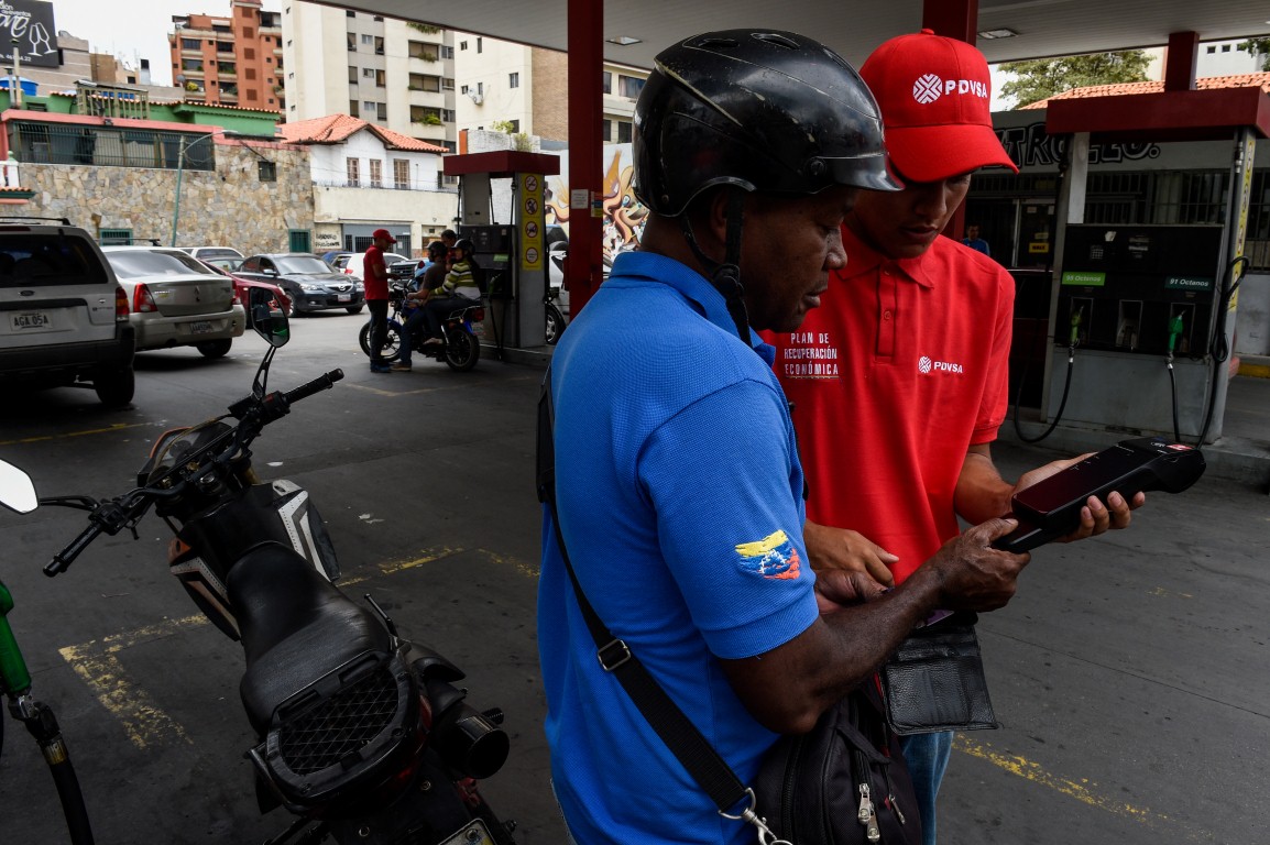foto gasolina nuevo cobro