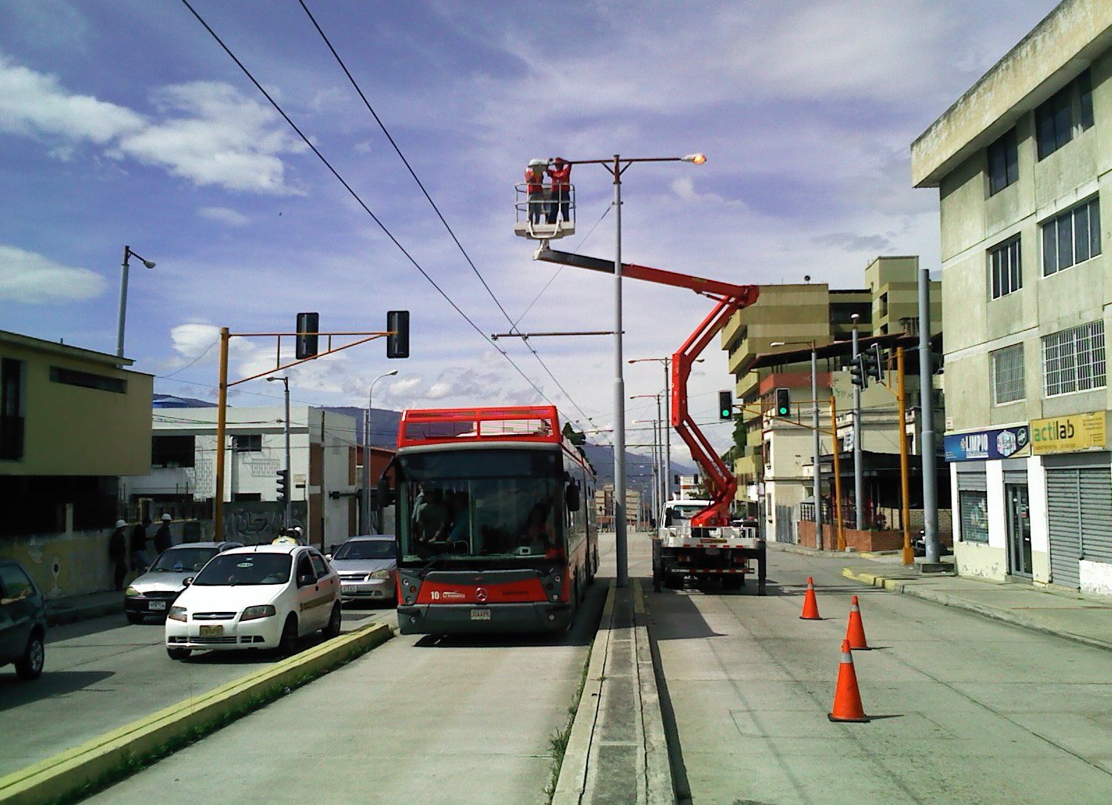 imagen de trolebus alumbrado