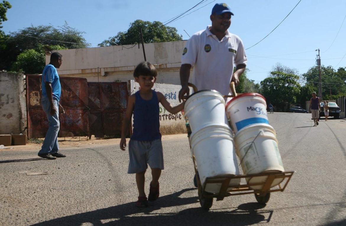 AGUA 12 2