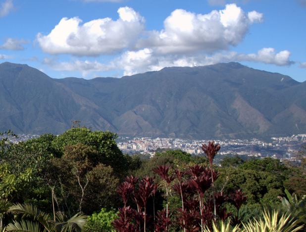 cerro-el-avila-caracas-venezuela-f3e864da-afa9-451d-bf76-a84ca398ab59
