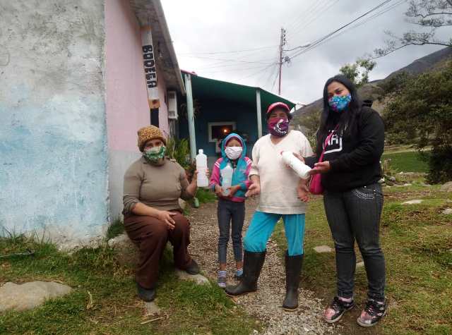 Distribución del Plan Cloro en Mucuchíes - Entre Alcaldía CLAP y Aguas de Merida