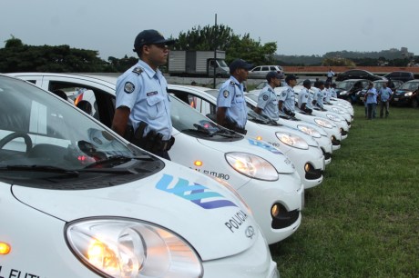 POLICÍA