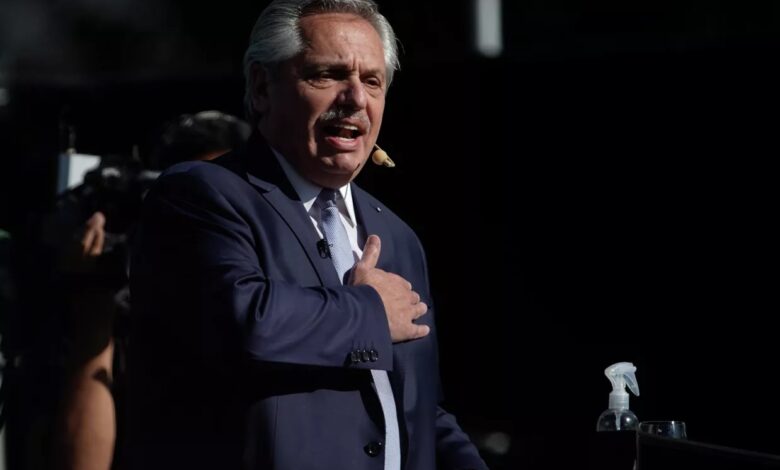 Presidente de Argentina señaló que agresores de vicepresidenta planeaban atacarlo a él