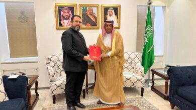 David Velásquez entrego copias de cartas credenciales ante el Reino de Arabia Saudita