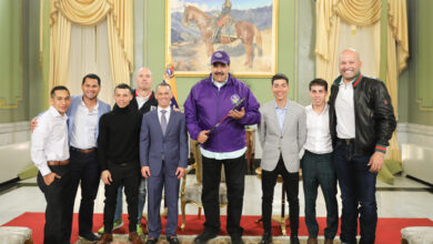 Maduro recibió a los ganadores del Clásico Internacional del Caribe