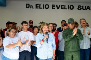 Bricomiles ejecutan trabajos en infraestructura escolar en San Francisco