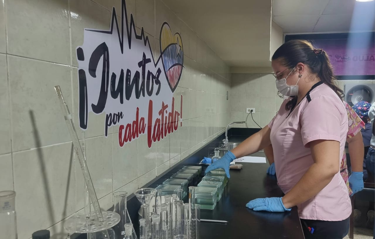 Ministerio de Salud recupera y activa el Laboratorio de Anatomía Patológica del Hospital General del Sur
