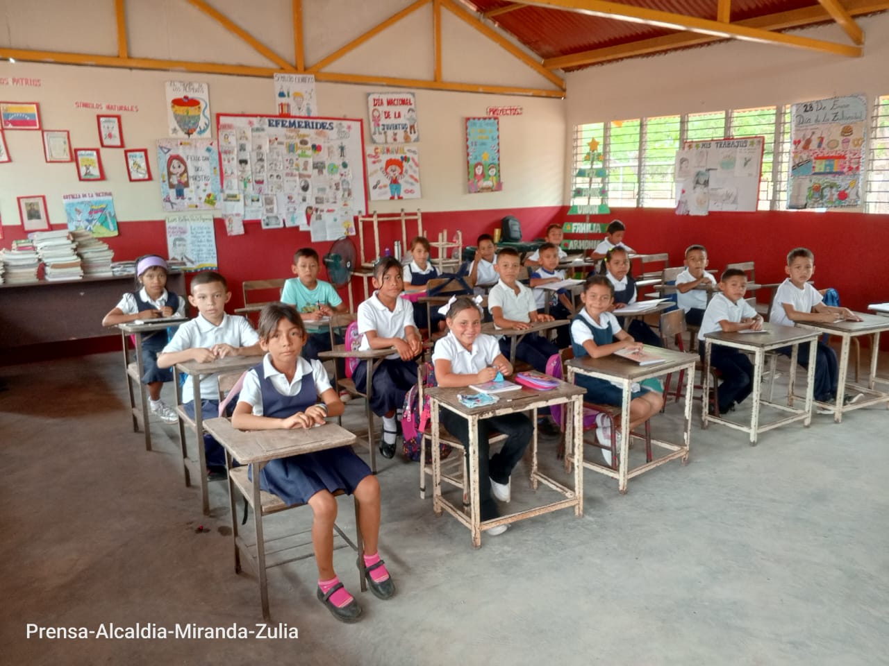 Zulia: Comuna Ana María Campos Norte II rehabilitó Escuela Básica Villa Hermosa