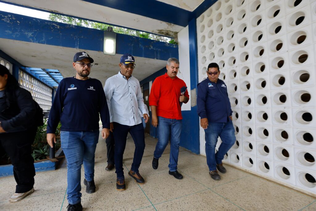 gobernador-electo-del-zulia-luis-caldera-lanza-plan-de-agua-2025