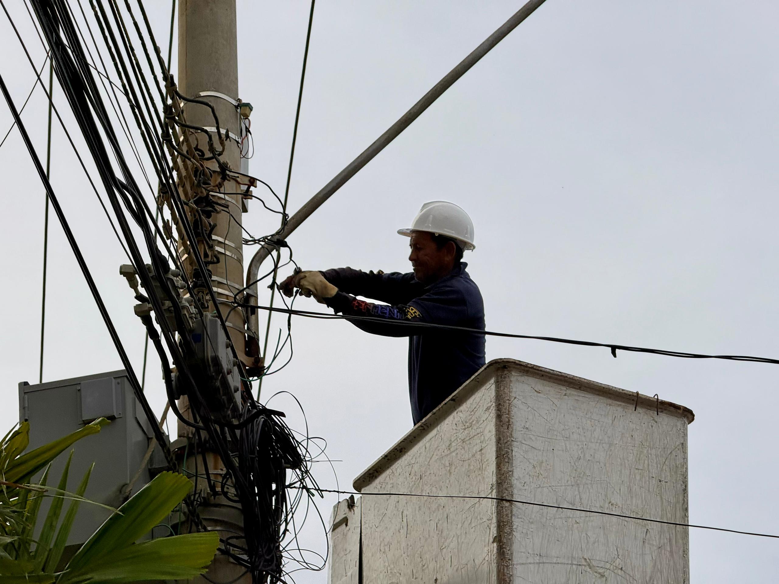 Plan de Iluminación Vial se despliega en ocho avenidas de Maracaibo