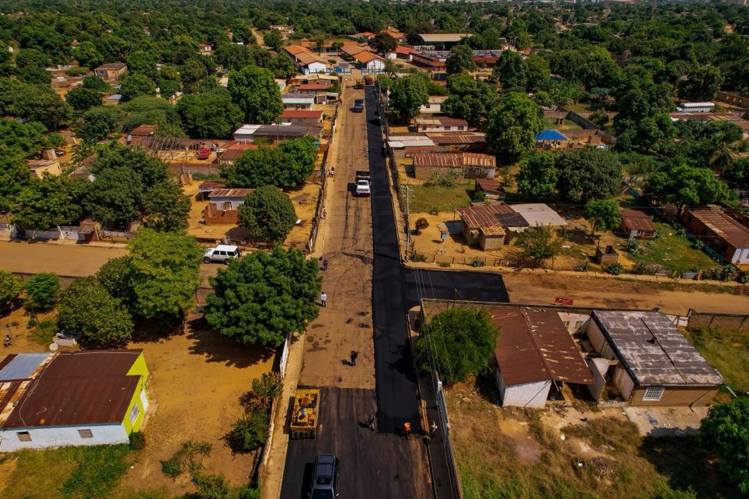 La Gobernación del Zulia colocará 6.000 Toneladas de asfalto