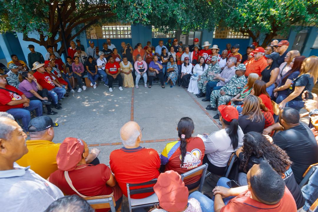 Gobernador del Zulia Luis Caldera destaca participación del pueblo en Consulta Popular Nacional