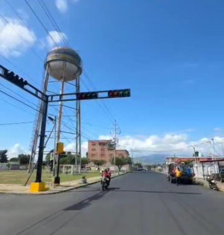 En el municipio Machiques activan cinco nuevos semáforos