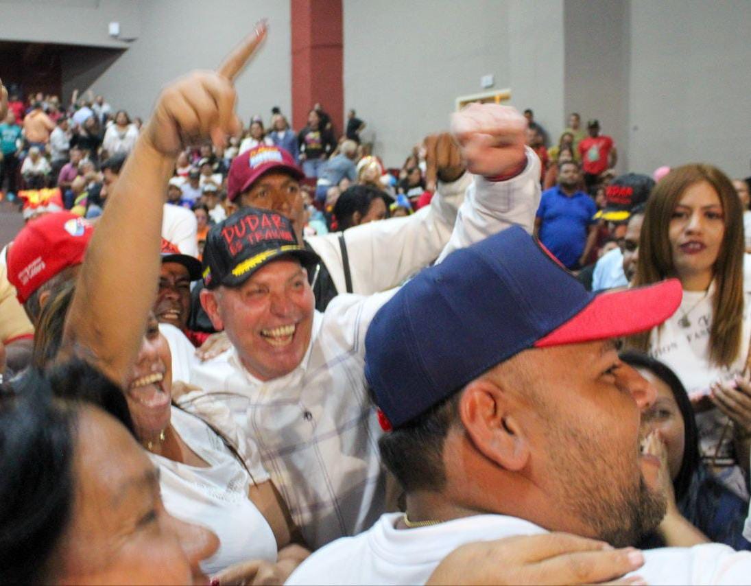 "En Navidad debe prevalecer la paz, la unidad y el amor”