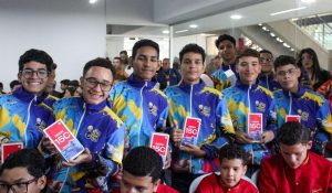 Recibieron sus premios los ganadores del Festival Maracaibo Elige la Gaita del Año