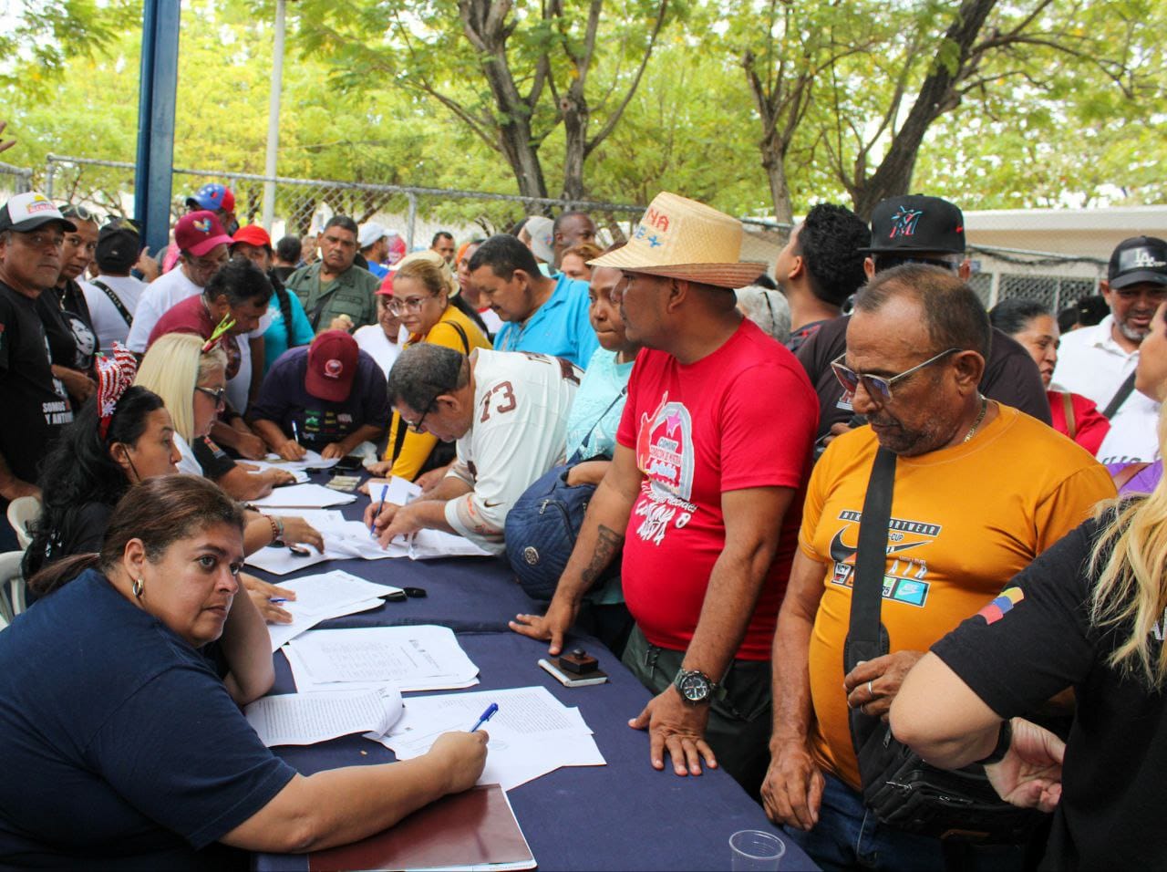 Alcaldía de Maracaibo impulsa Botica Comunal programa pionero en el país