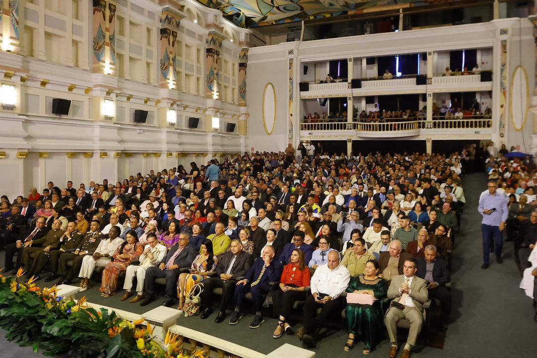 Se celebró el Día de la Zulianidad con entrega de reconocimientos y obras
