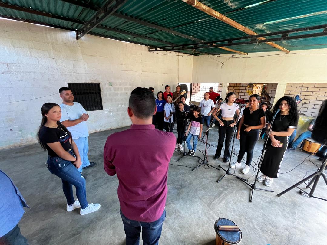 Fundagraez forma nueva generación de gaiteros